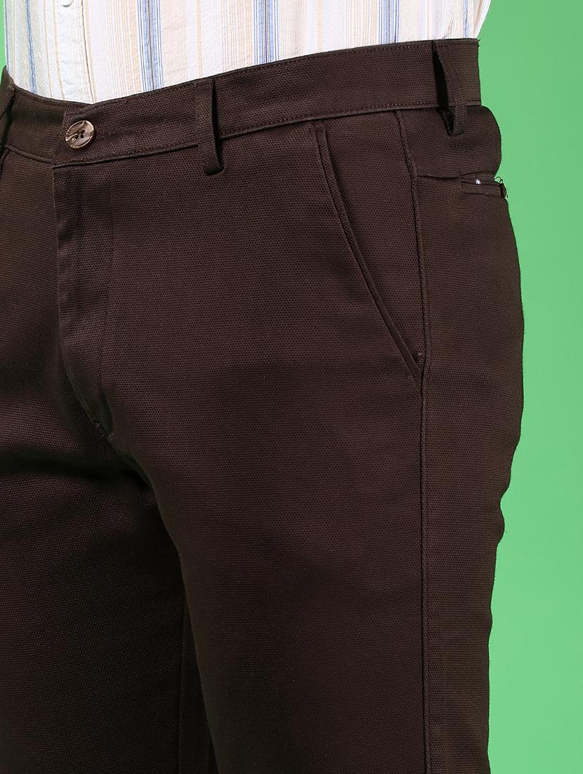 men solid mid rise regular fit chinos - 21922875 - Standard Image - 4