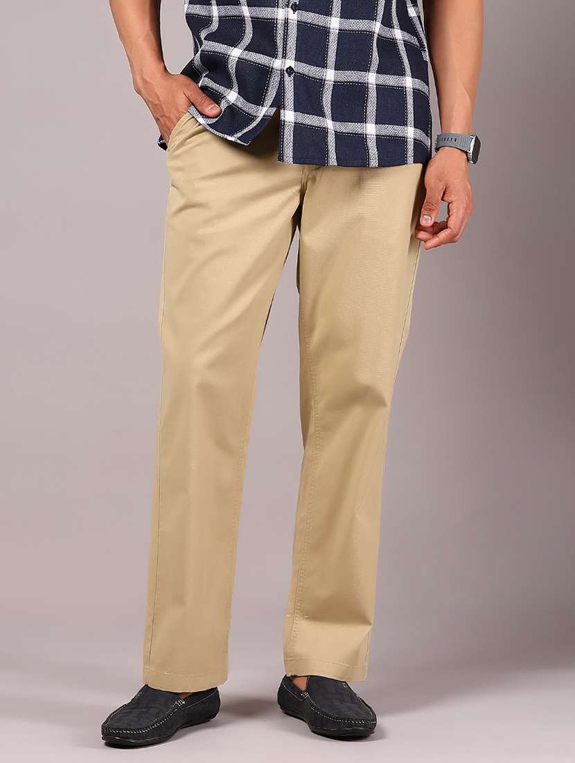 men solid mid rise regular fit trouser