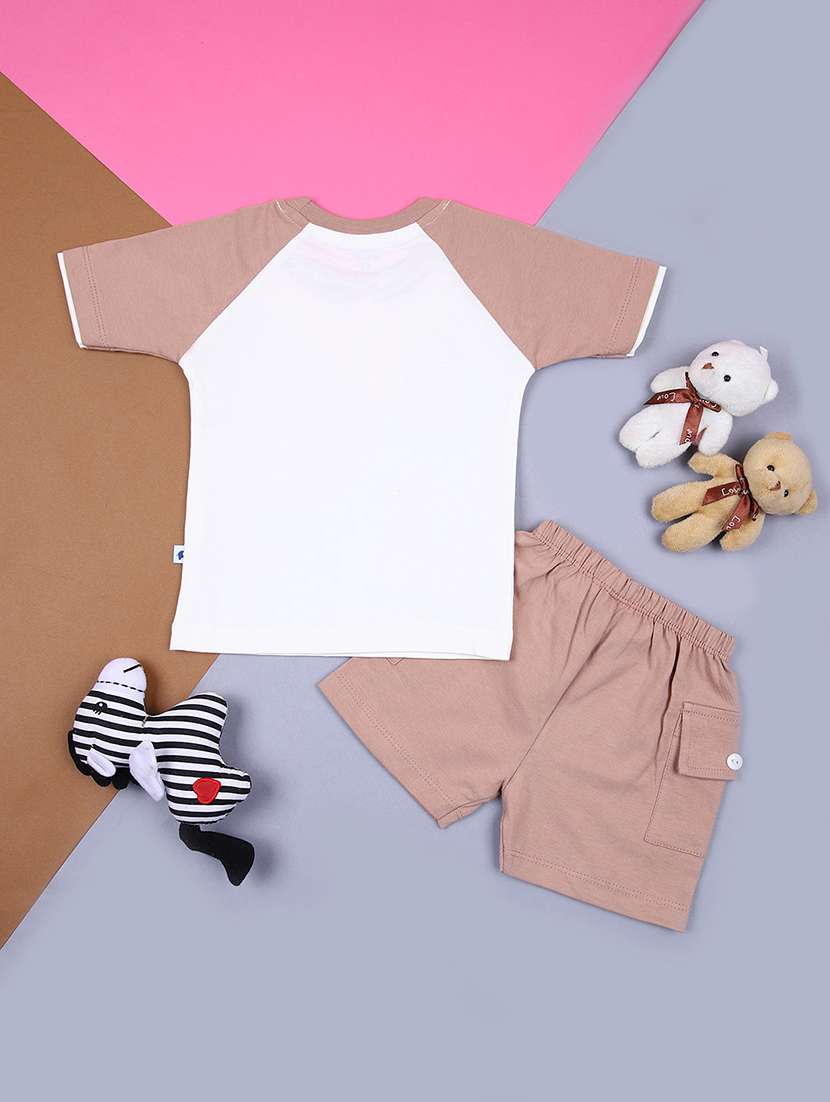 boys printed t-shirt & shorts casual wear set - 21923128 -  Standard Image - 1