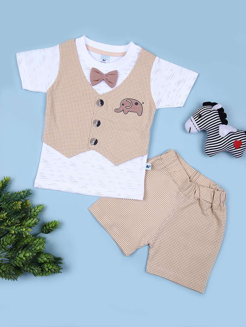 boys printed t-shirt & shorts casual wear set
