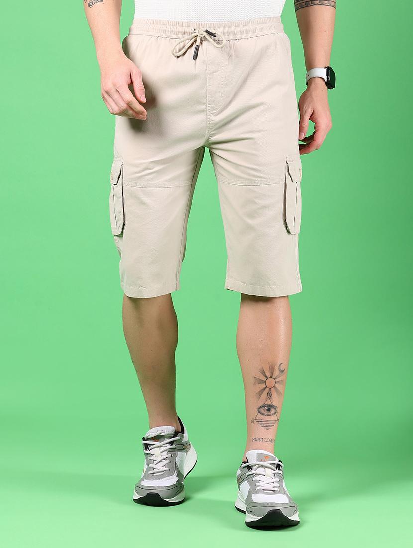 men beige solid mid rise cargo three - fourth - 21923598 - Zoom Image - 0