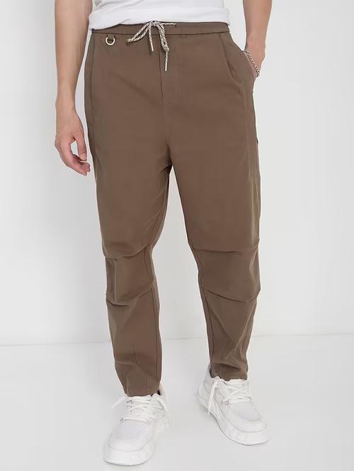 men solid mid rise casual trouser - 21923894 - Standard Image - 0