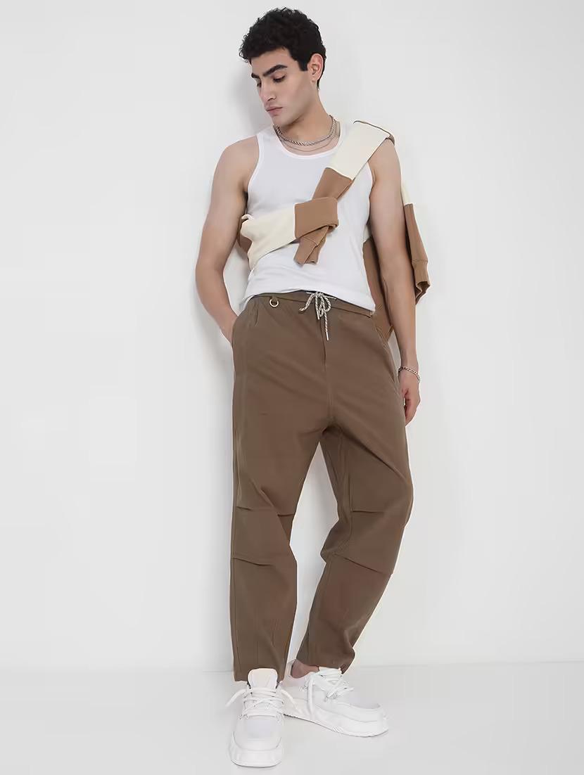 men solid mid rise casual trouser - 21923894 - Standard Image - 4