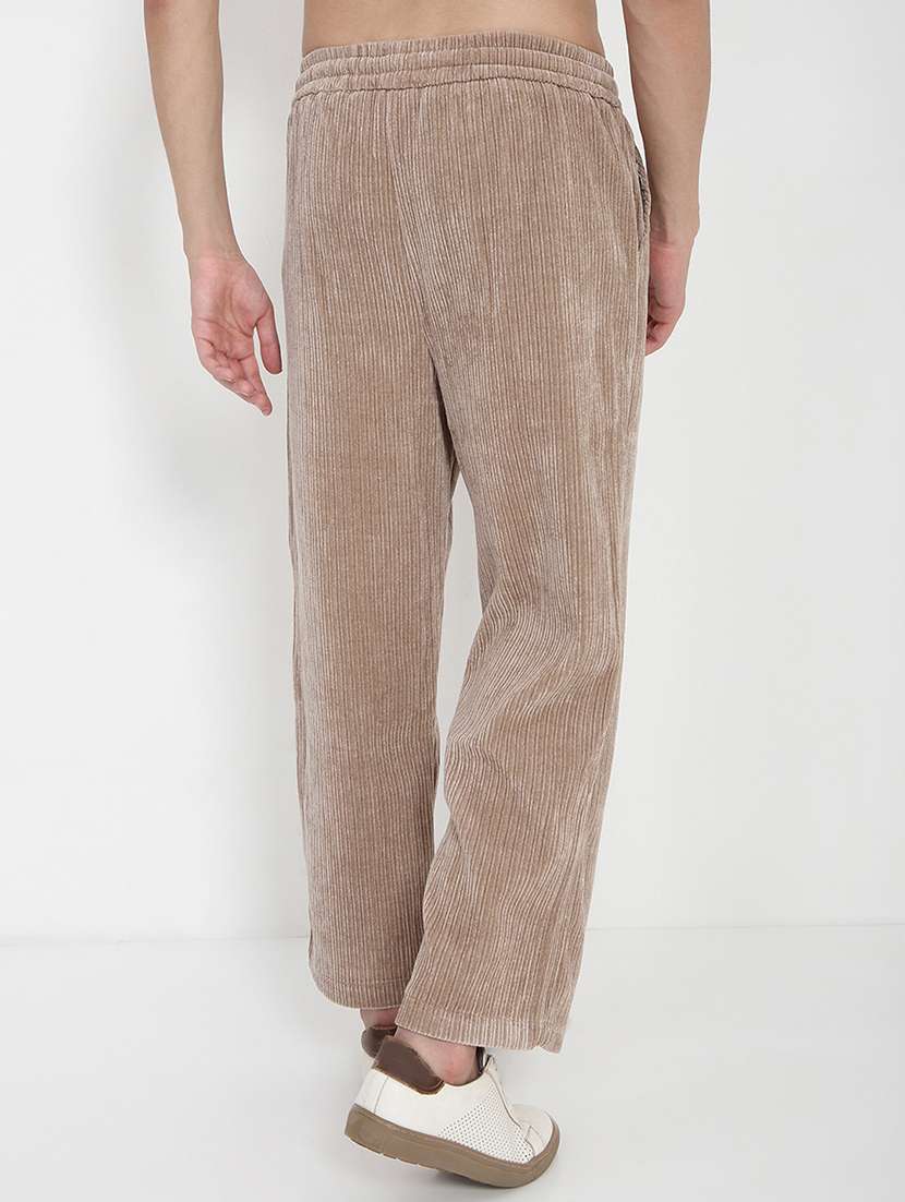 men solid mid rise regular fit corduory trouser - 21923899 - Standard Image - 4