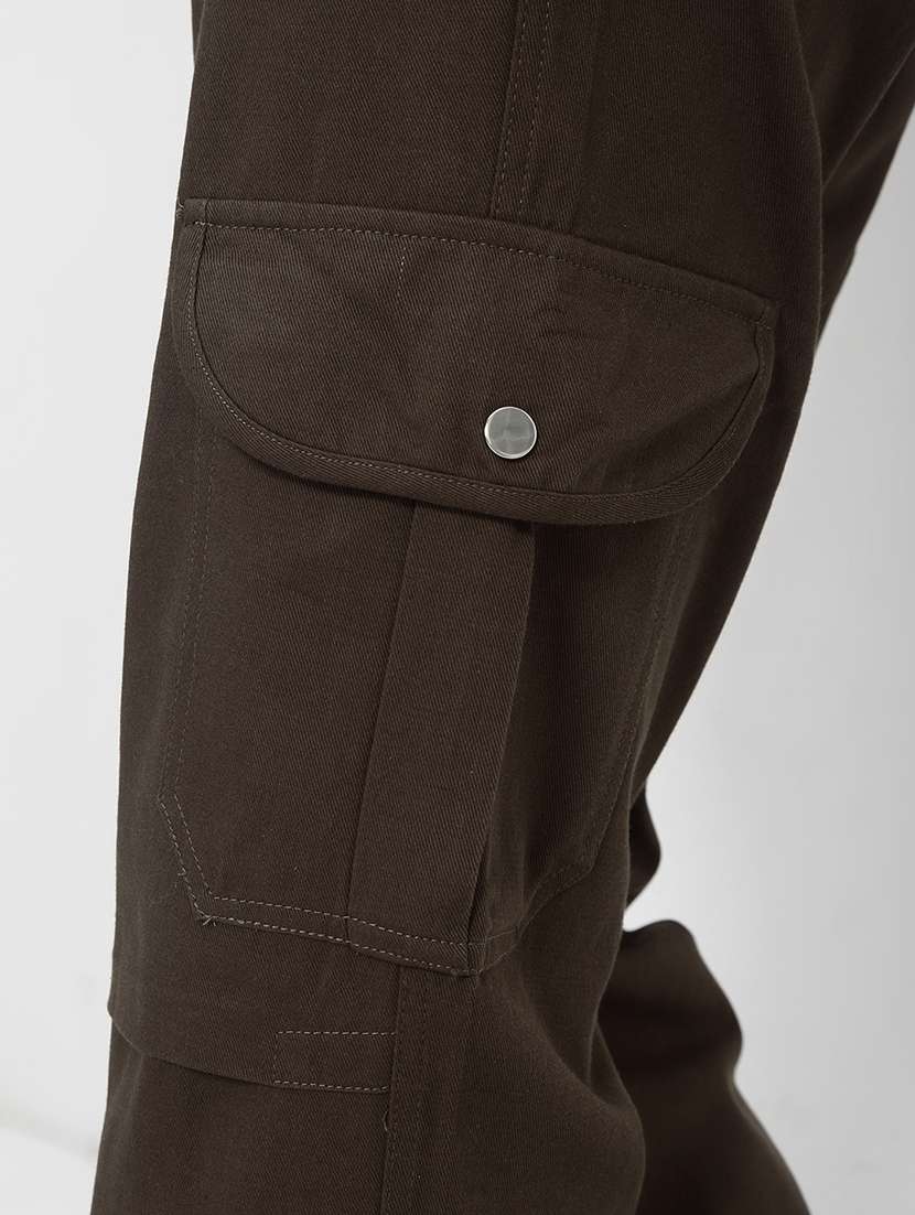men brown solid mid rise regular fit cargo - 21923908 -  Standard Image - 6