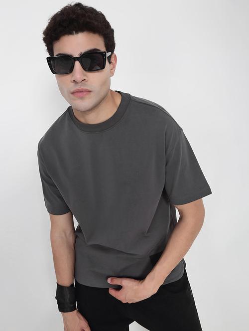men solid short sleeves loose fit t-shirt - 21923916 - Standard Image - 0