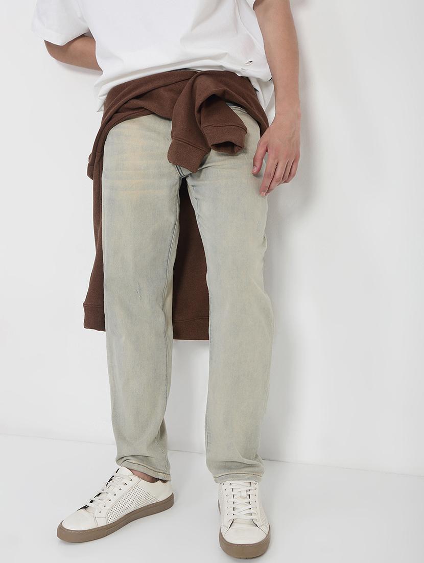men solid mid rise straight fit jean - 21923947 - Zoom Image - 0