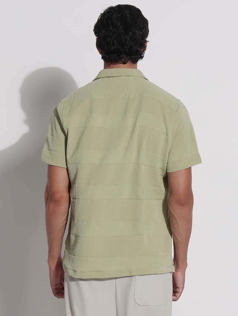 men textured cuban collar short sleeve loose fit shirt - 21923965 -  Standard Image - 4