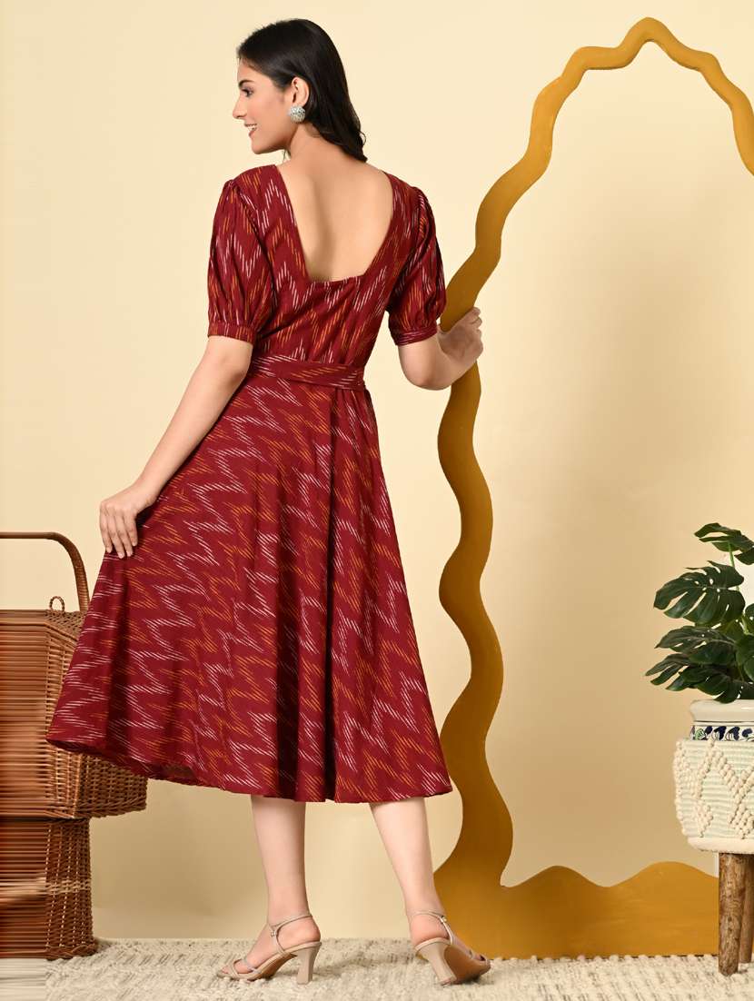 women maroon ikat print puff sleeve ethnic dress - 21925008 -  Standard Image - 4