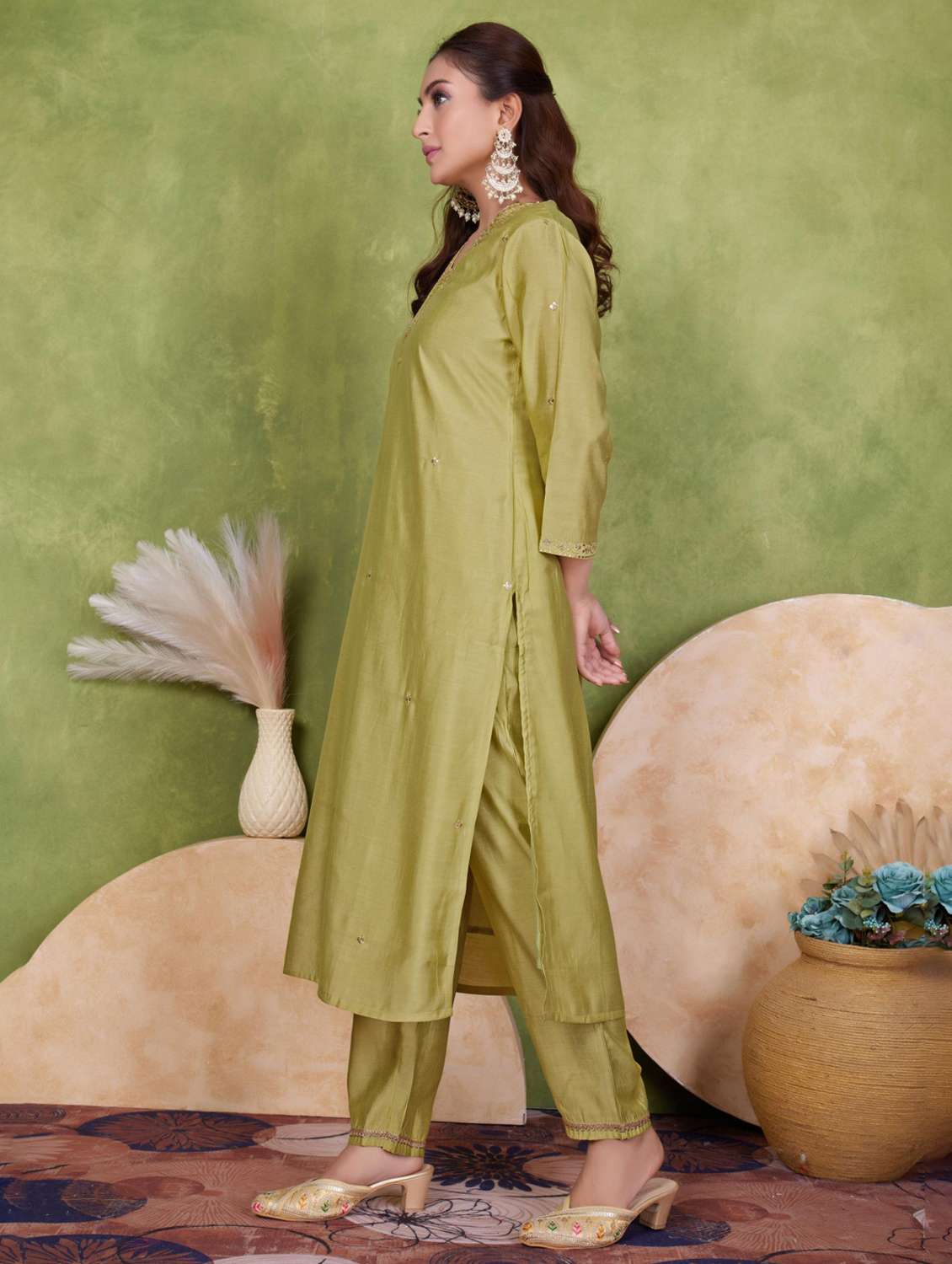 women three quarter sleeve kurta pant with dupatta set - 21925246 - Standard Image - 1