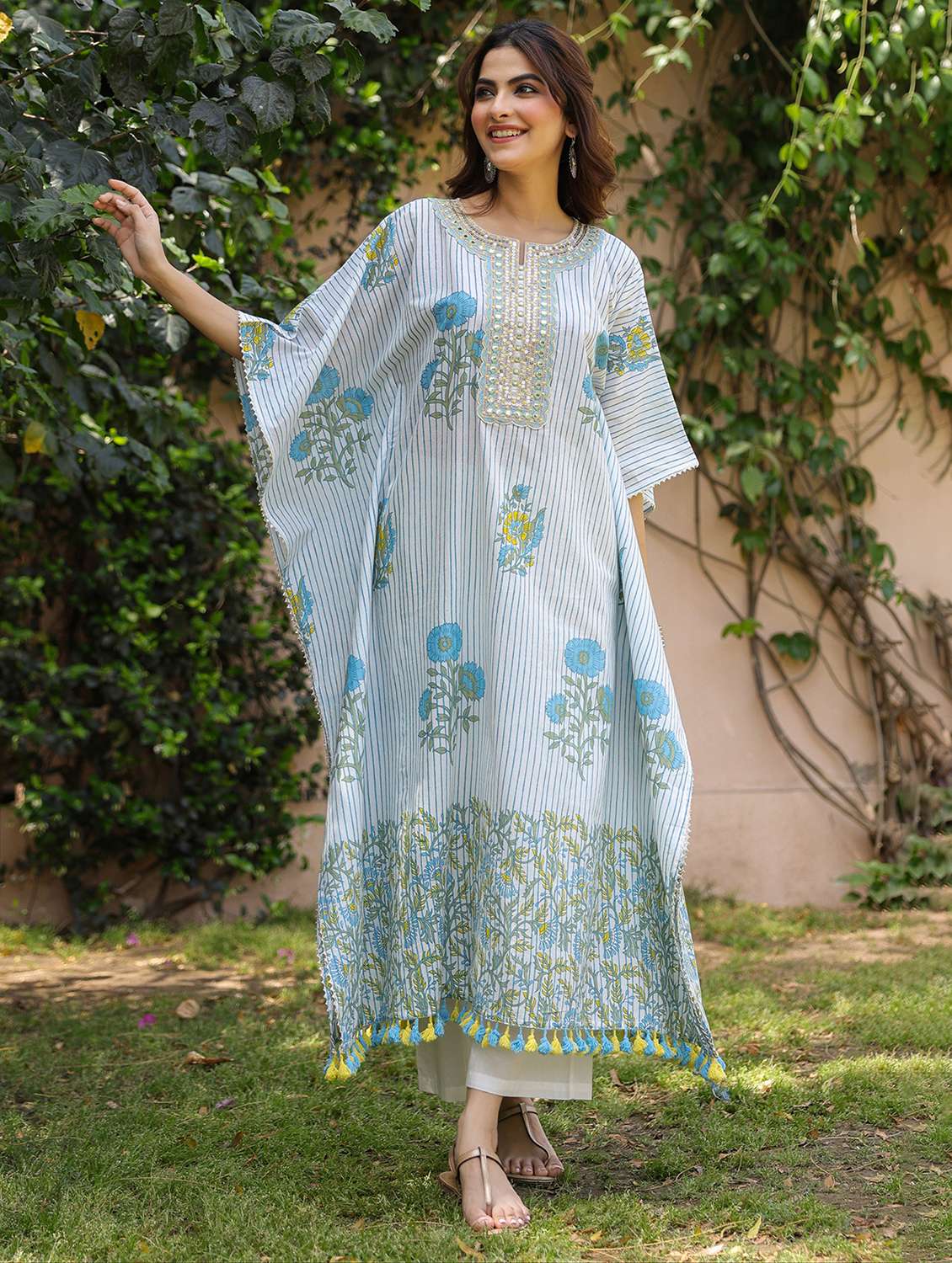 women light blue kimono sleeve kaftan set - 21925584 - Zoom Image - 0