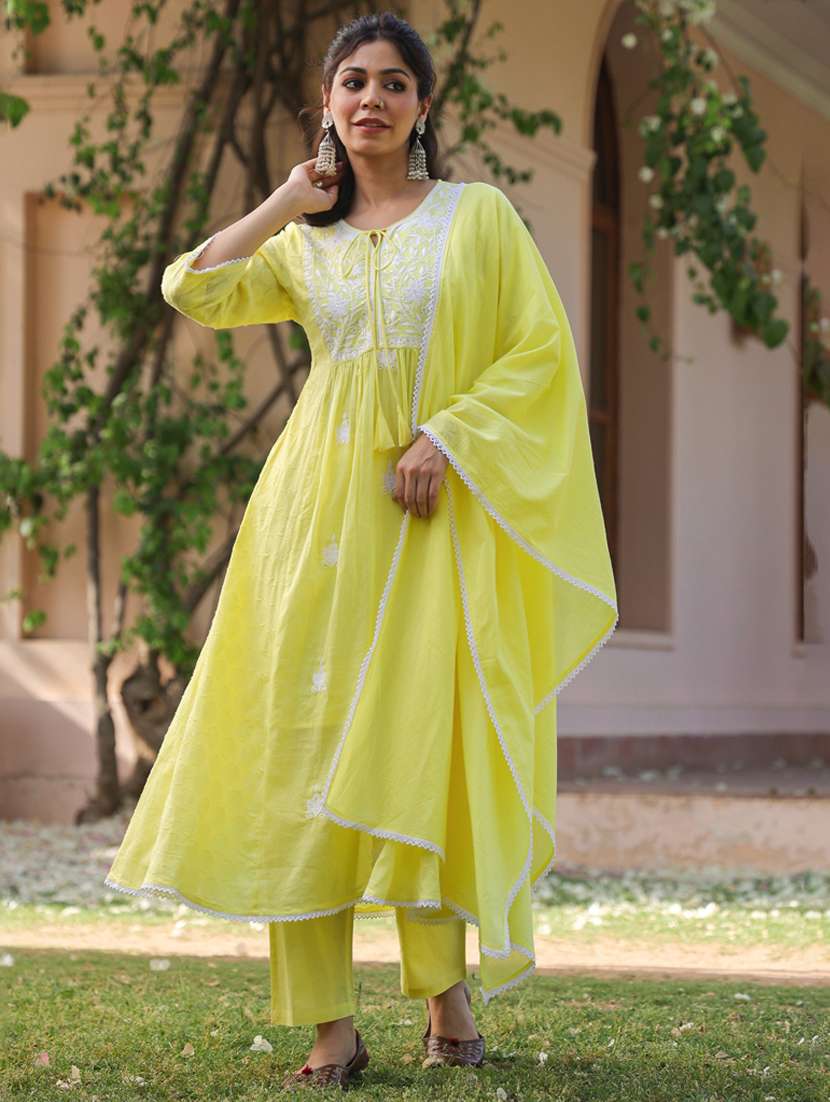 women three quarter sleeve anarkali kurta pant with dupatta set