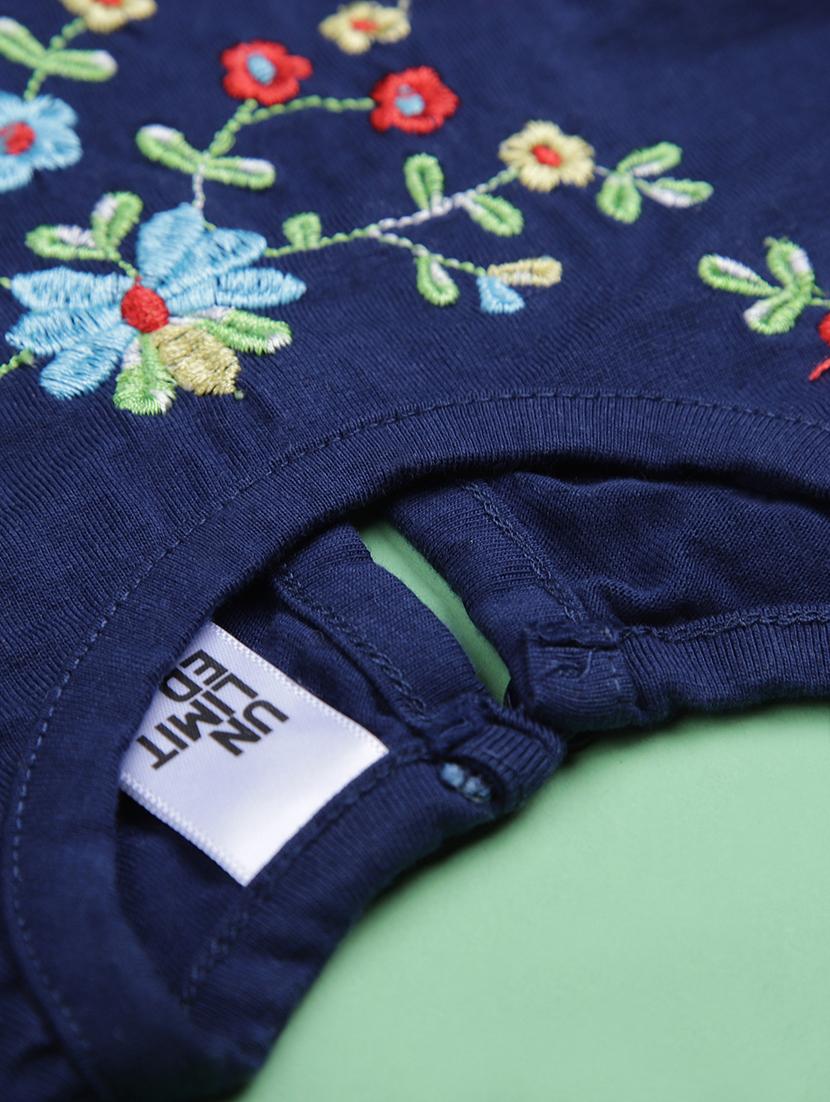 girls embroidered top and shorts set - 21926598 - Standard Image - 4