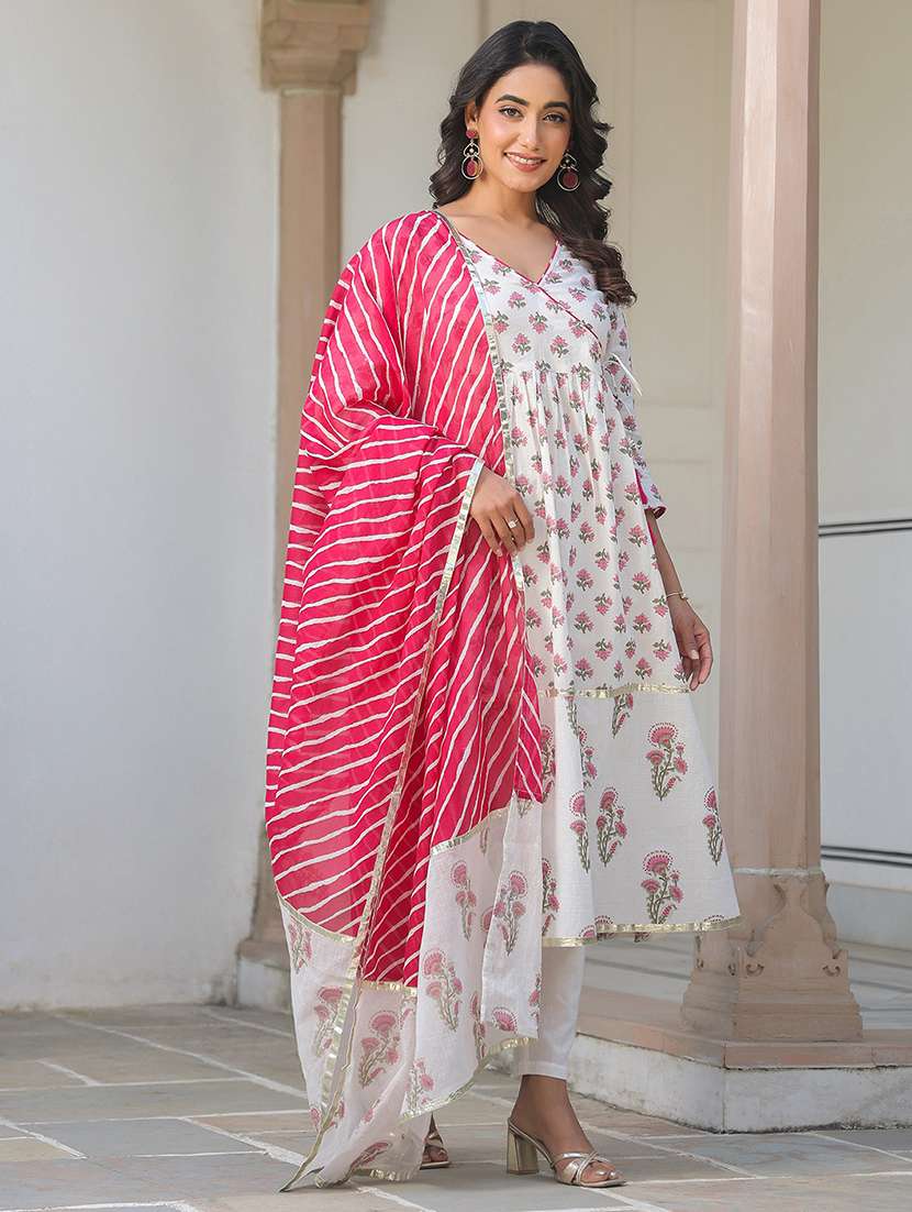 women three quarter sleeve kurta pant with dupatta set - 21926821 - Standard Image - 4