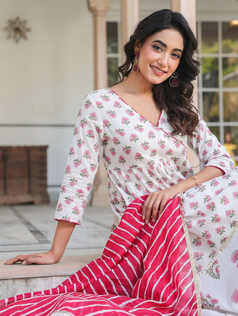 women three quarter sleeve kurta pant with dupatta set - 21926821 - Standard Image - 6