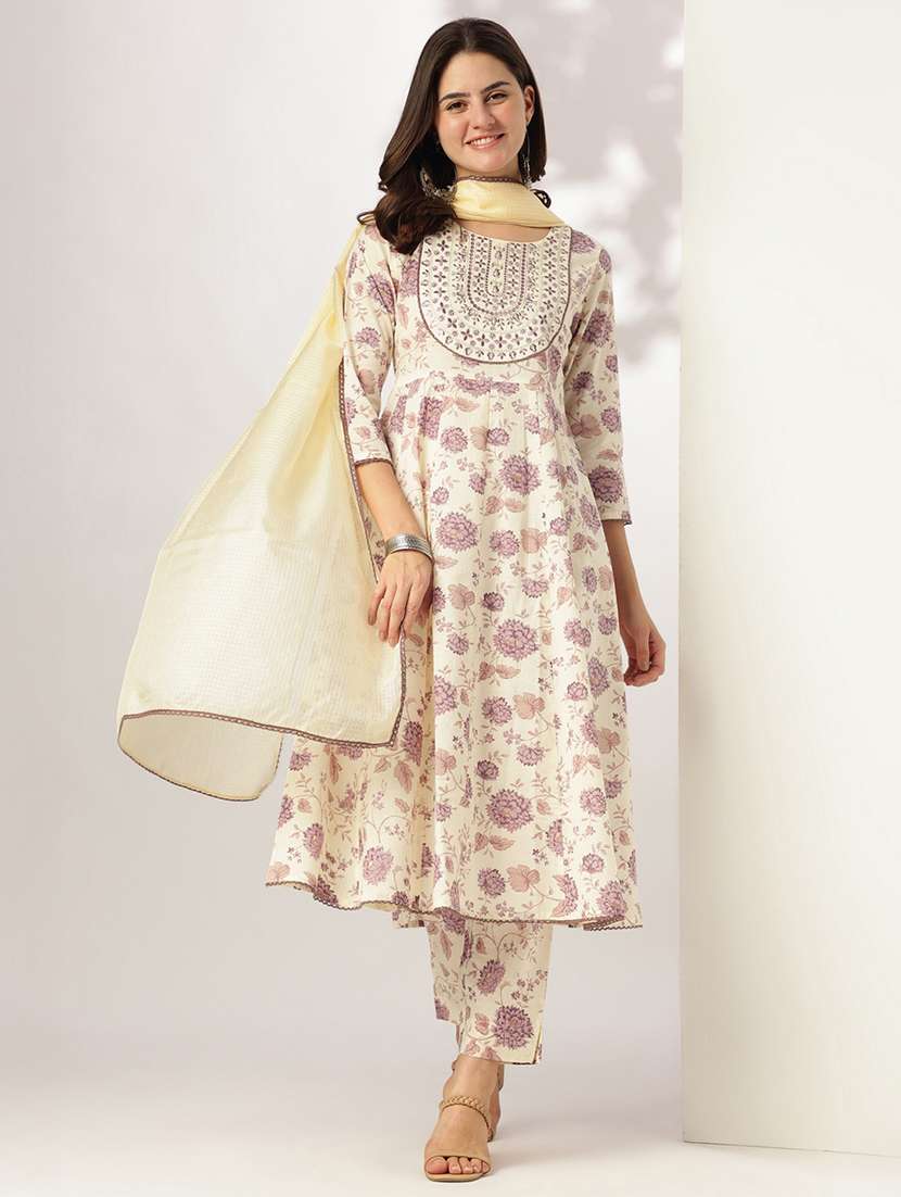 women three quarter sleeve kurta pant with dupatta set