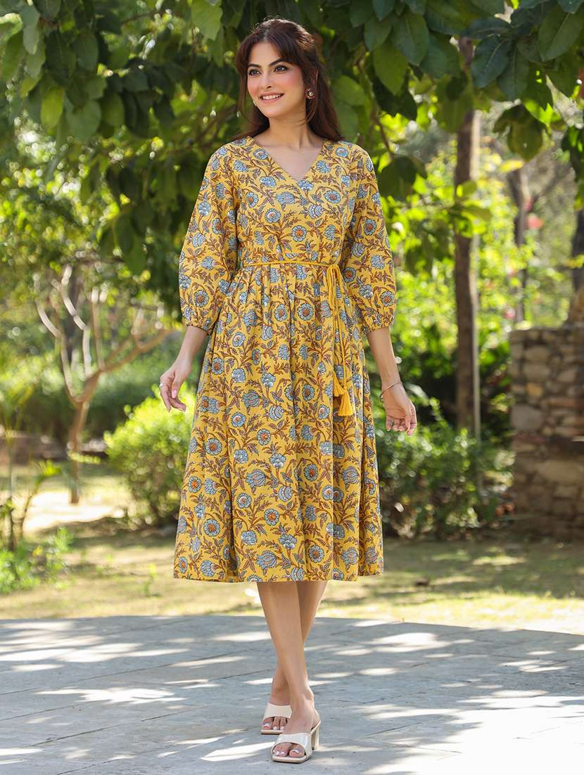 women floral printed fit & flared dress