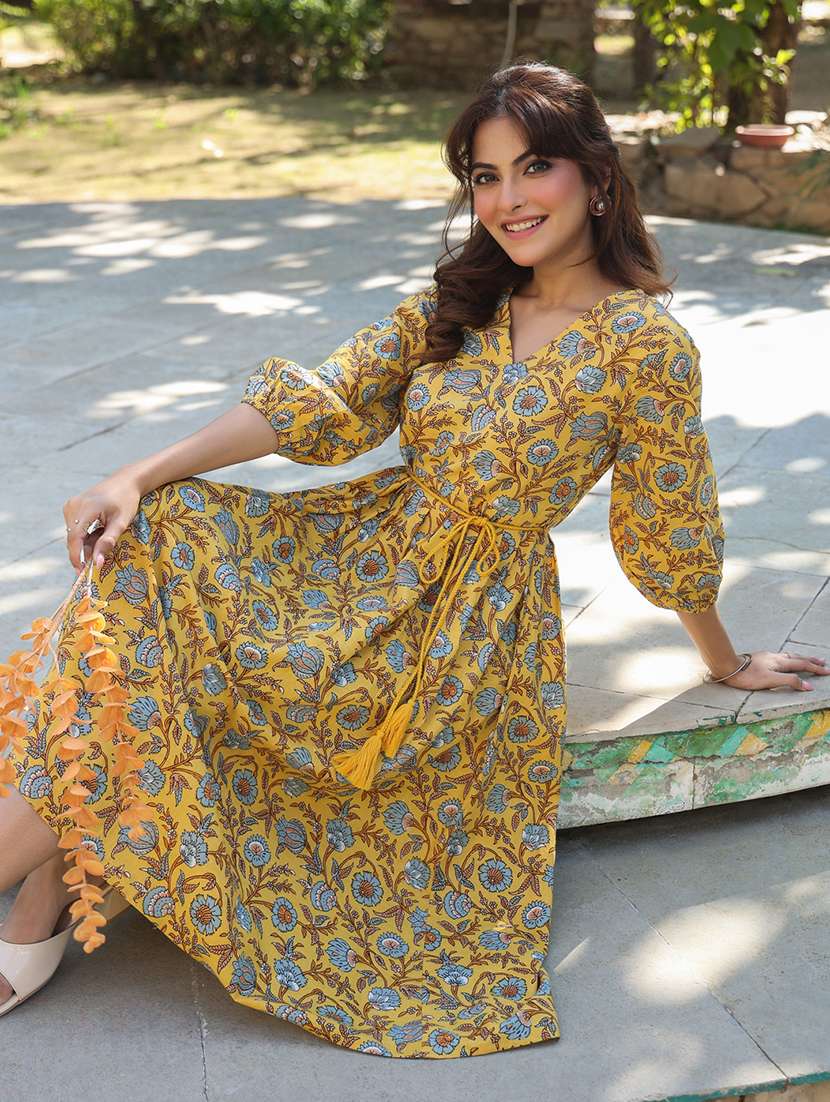 women floral printed fit & flared dress - 21926845 -  Standard Image - 6