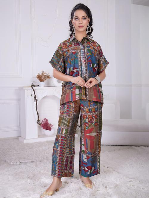 women printed short sleeve shirt & trouser co ord set - 21927944 - Standard Image - 0