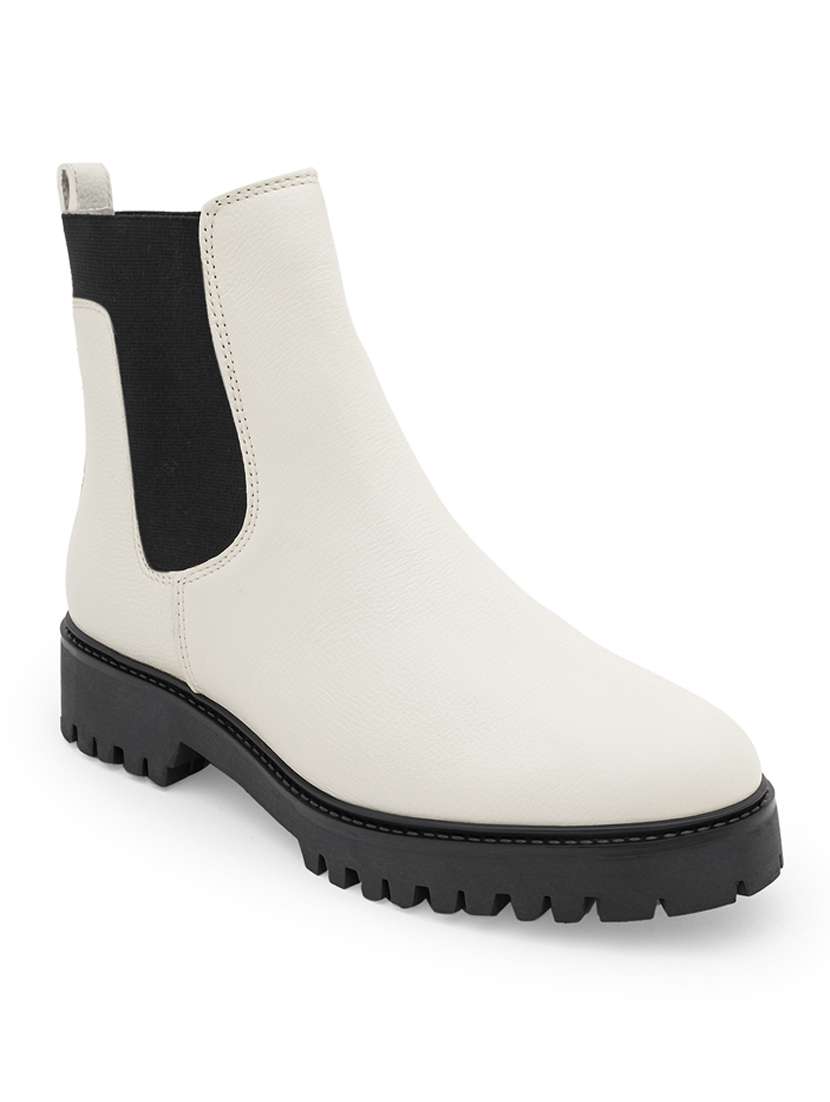 women off white high-tops boot - 21927953 -  Standard Image - 1