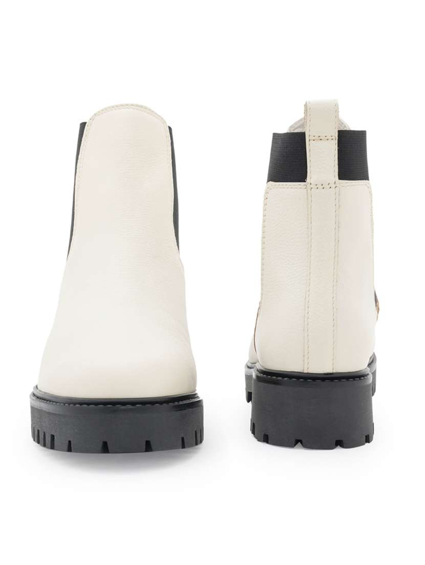 women off white high-tops boot - 21927953 - Standard Image - 4