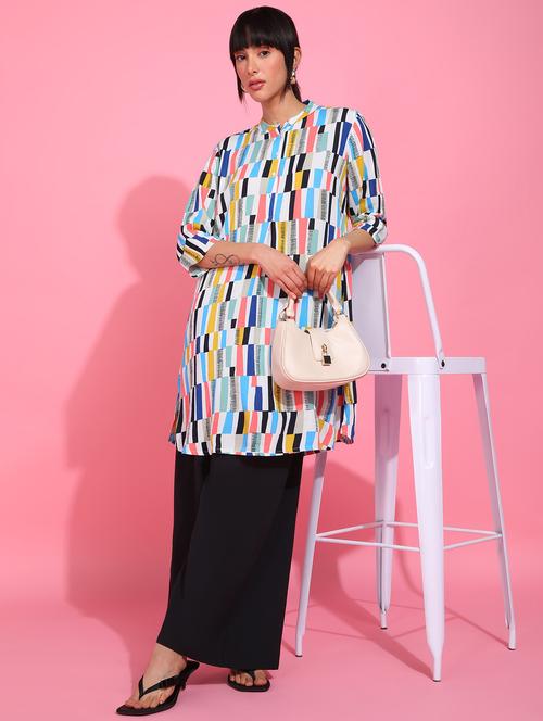 women geometric printed three quarter sleeve side slit kurta - 21928494 -  Standard Image - 0