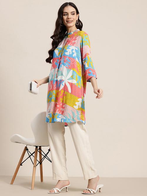 women printed three quarter sleeve side slit kurta - 21928498 - Standard Image - 0