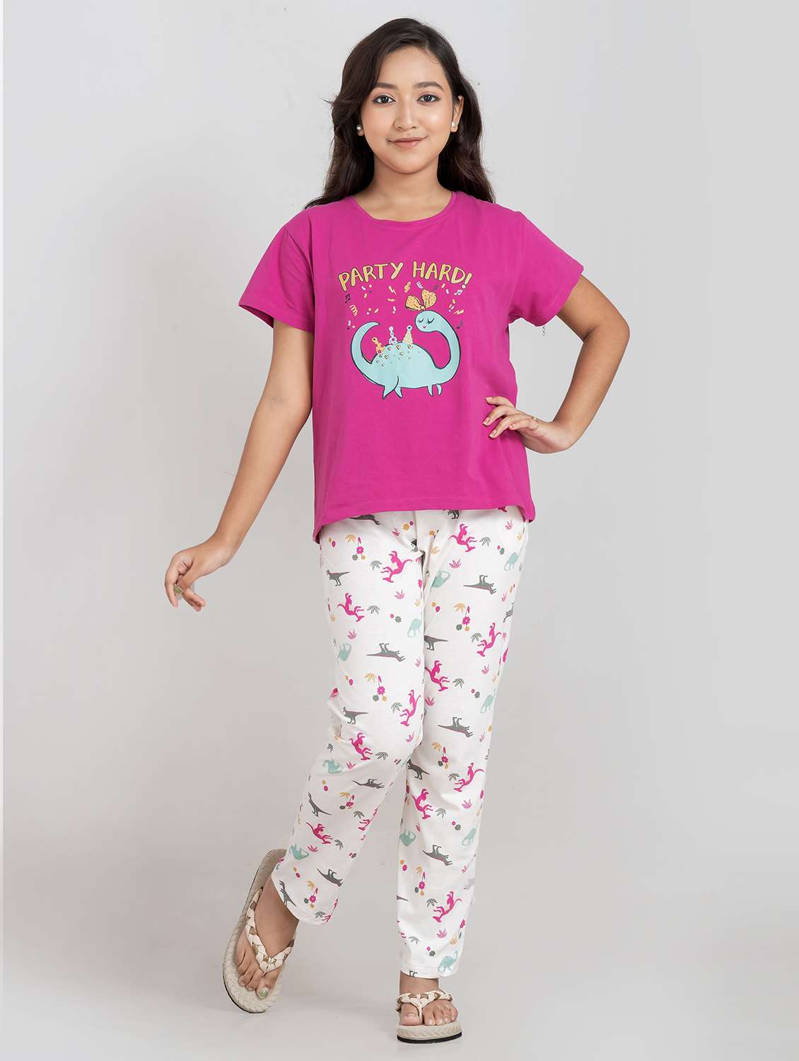 girls graphic round neck pyjama set nightwear - 21928548 -  Standard Image - 4