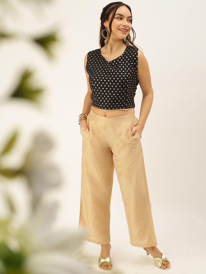 women black sleeveless stitched blouse - 21930458 - Standard Image - 4