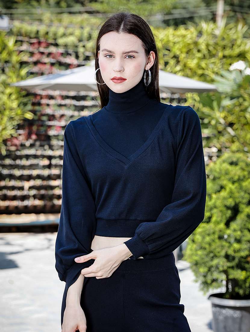 women's 3-in-1 versatile crop top with high neck inner & full sleeve outer