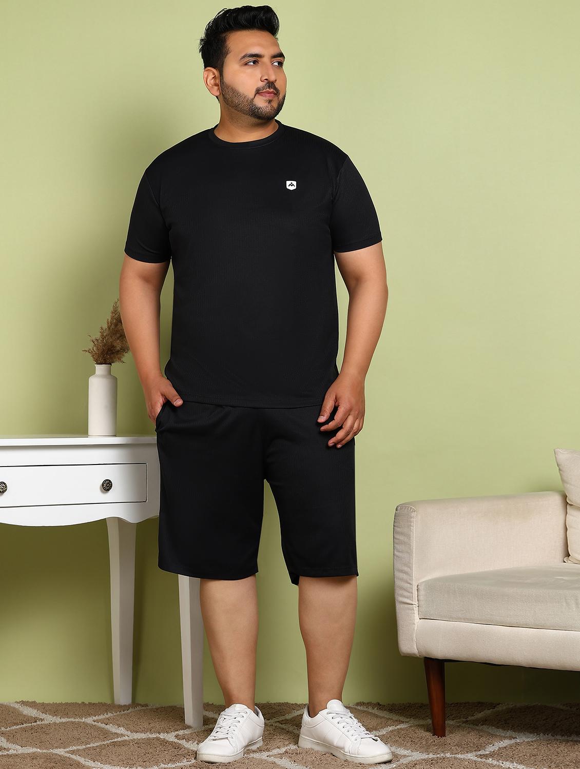 men black solid t-shirt & short co-ord set - 21930766 - Zoom Image - 0