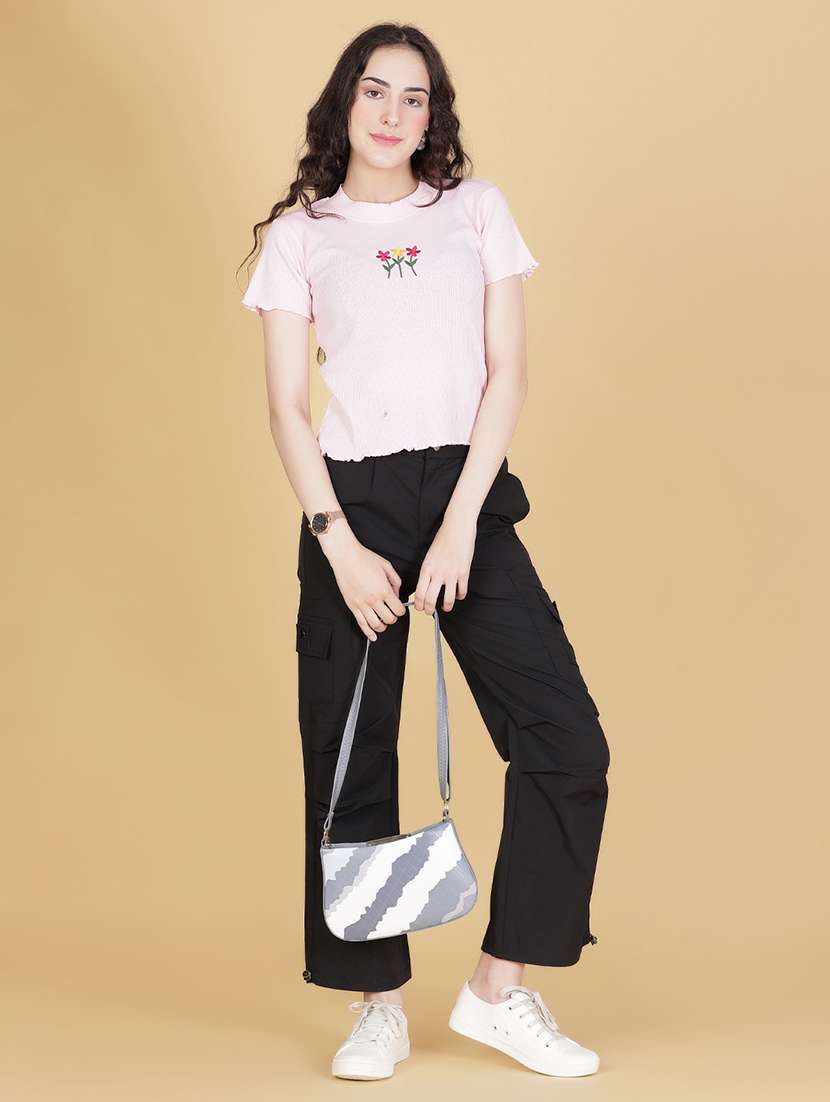 women printed short sleeve regular fit t-shirt - 21930873 -  Standard Image - 4