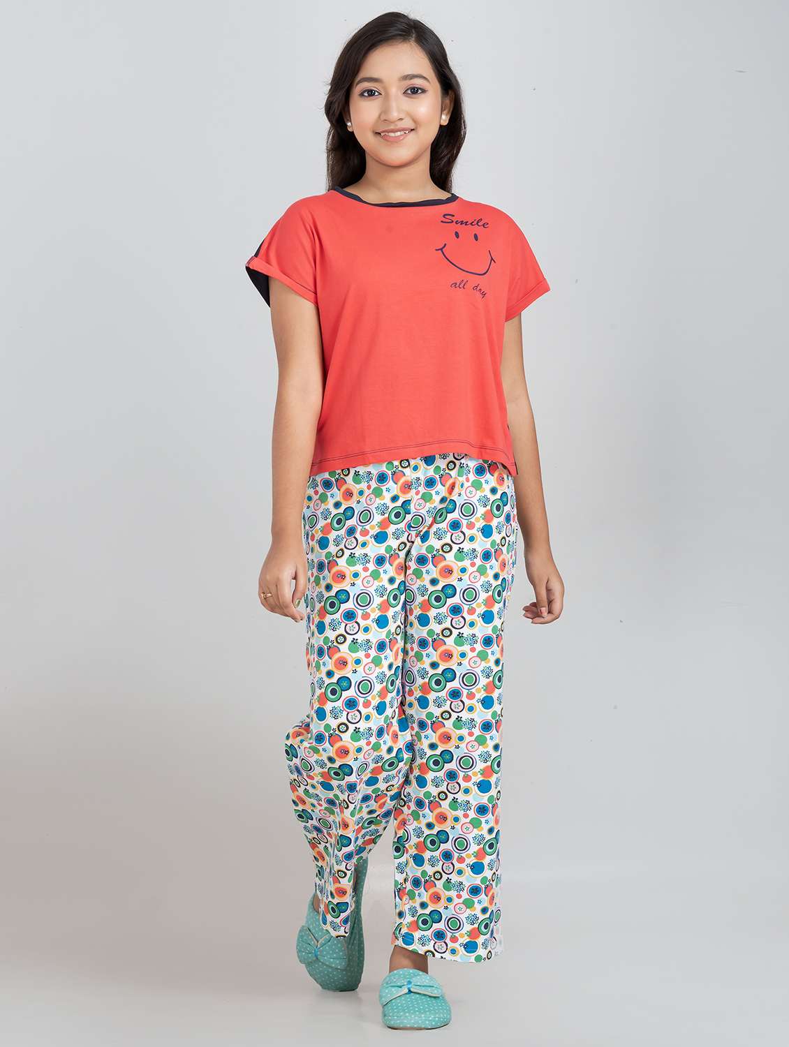 girls printed round neck pyjama set nightwear