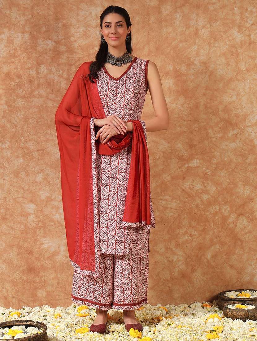 women printed sleeveless kurta palazzo with dupatta set - 21931001 - Zoom Image - 0