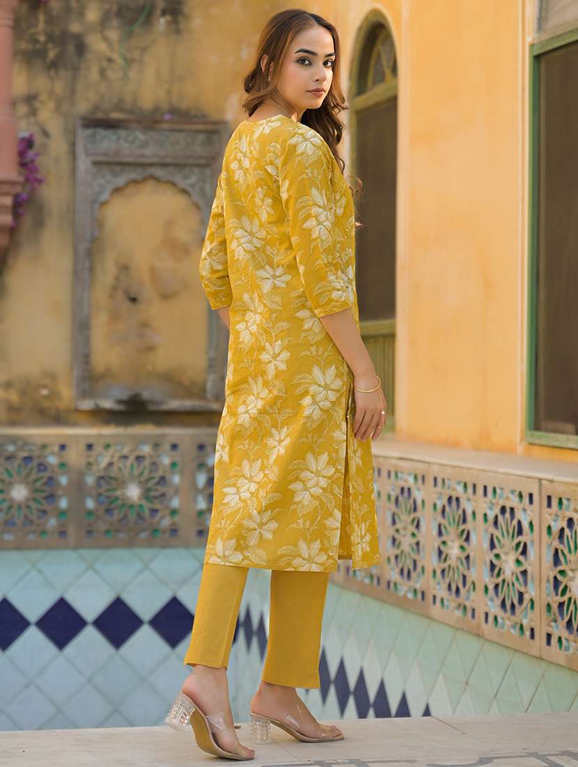 women three quarter sleeve kurta pant with dupatta set - 21931187 -  Standard Image - 4