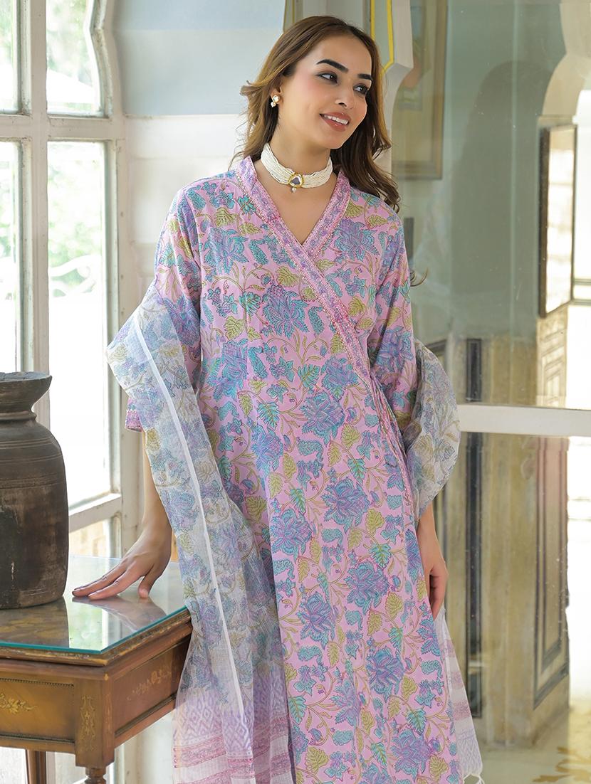 women three quarter sleeve kurta palazzo with dupatta set - 21931190 - Standard Image - 4