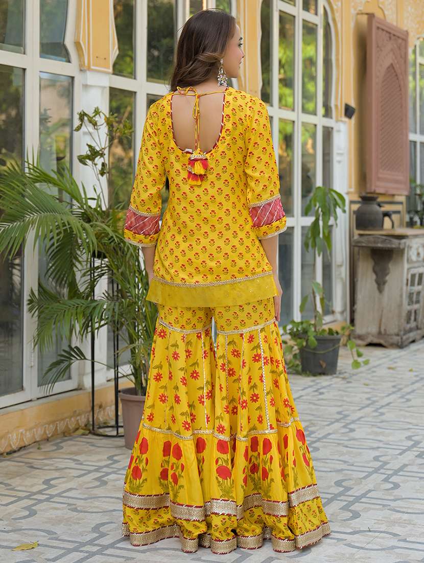 women three quarter sleeve kurta sharara with dupatta set - 21931193 - Standard Image - 4