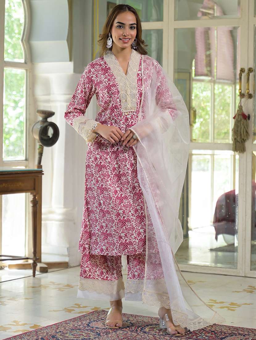 women pink long sleeve kurta palazzo with dupatta set