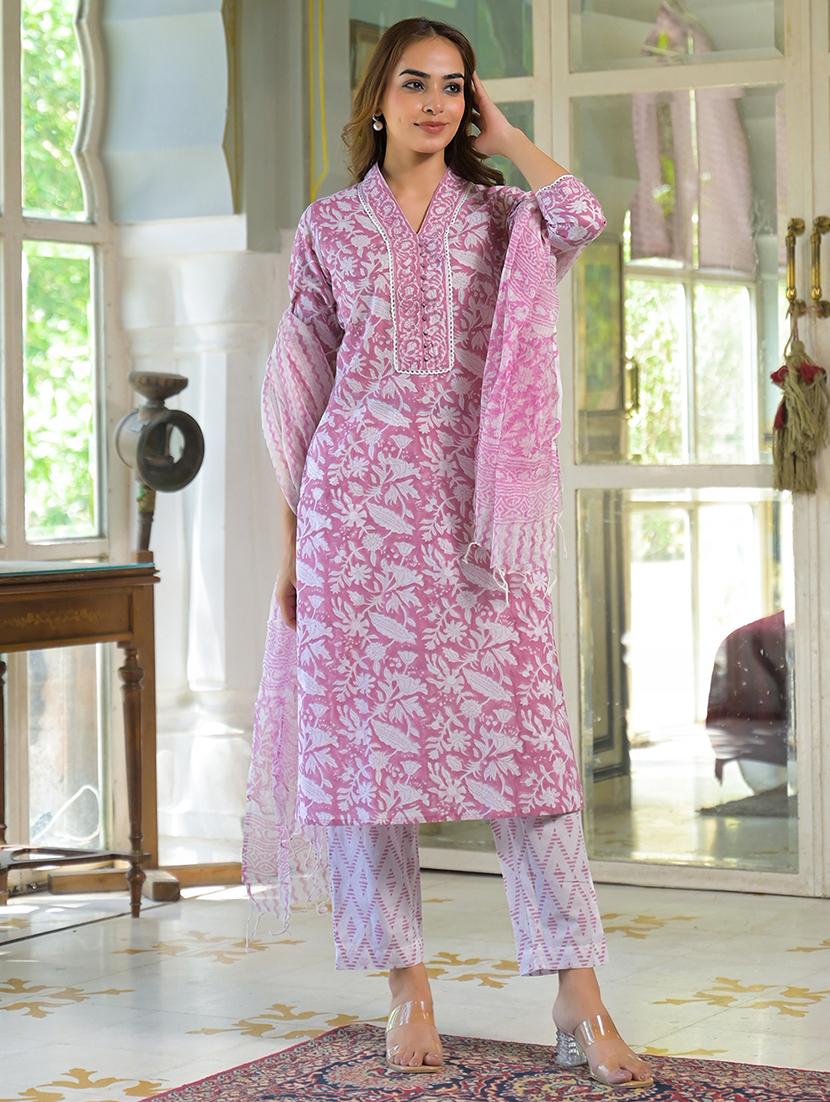 women three quarter sleeve kurta pant with dupatta set - 21931199 - Standard Image - 1
