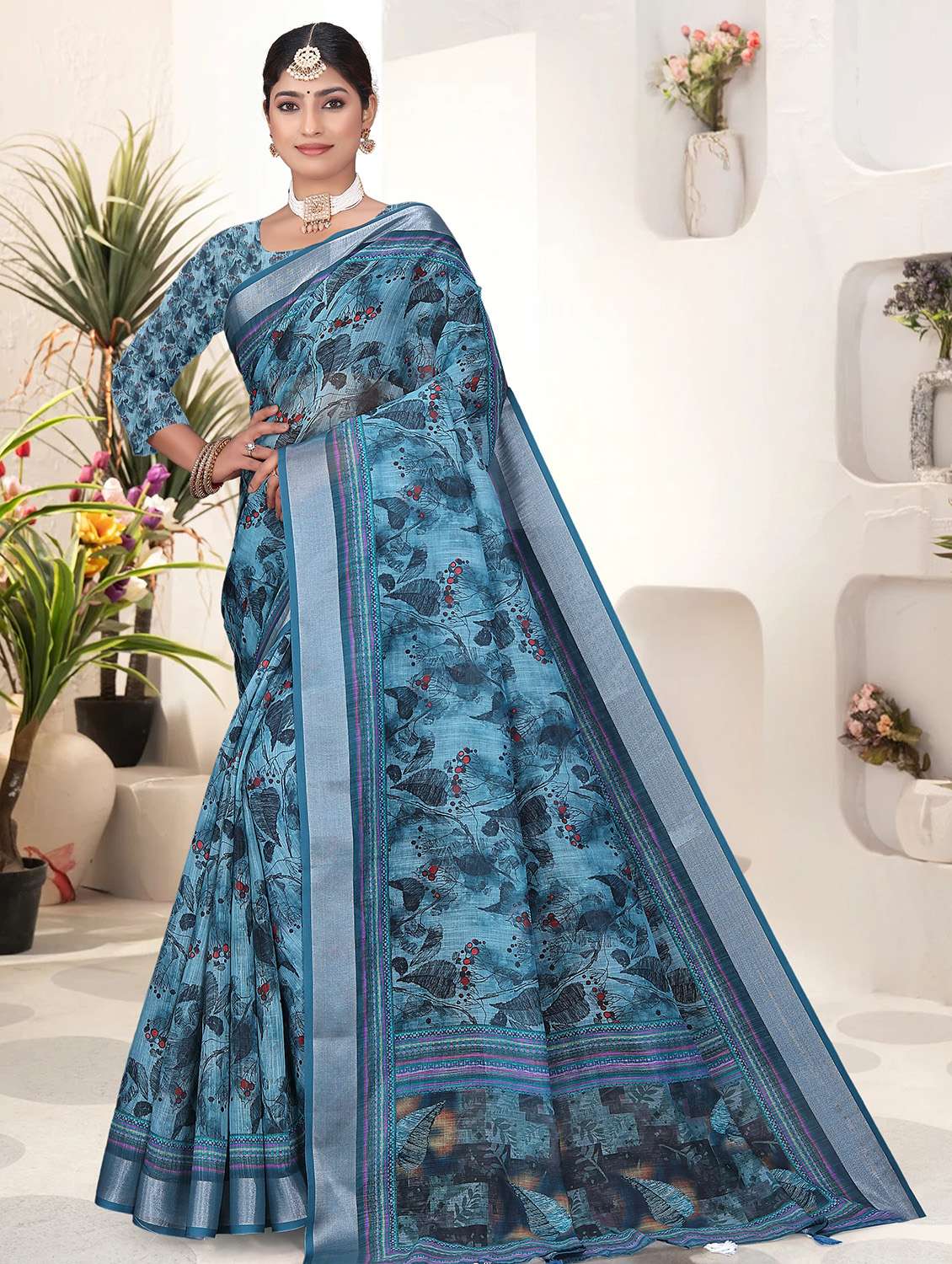 women printed casual wear saree with blouse - 21931209 -  Standard Image - 1