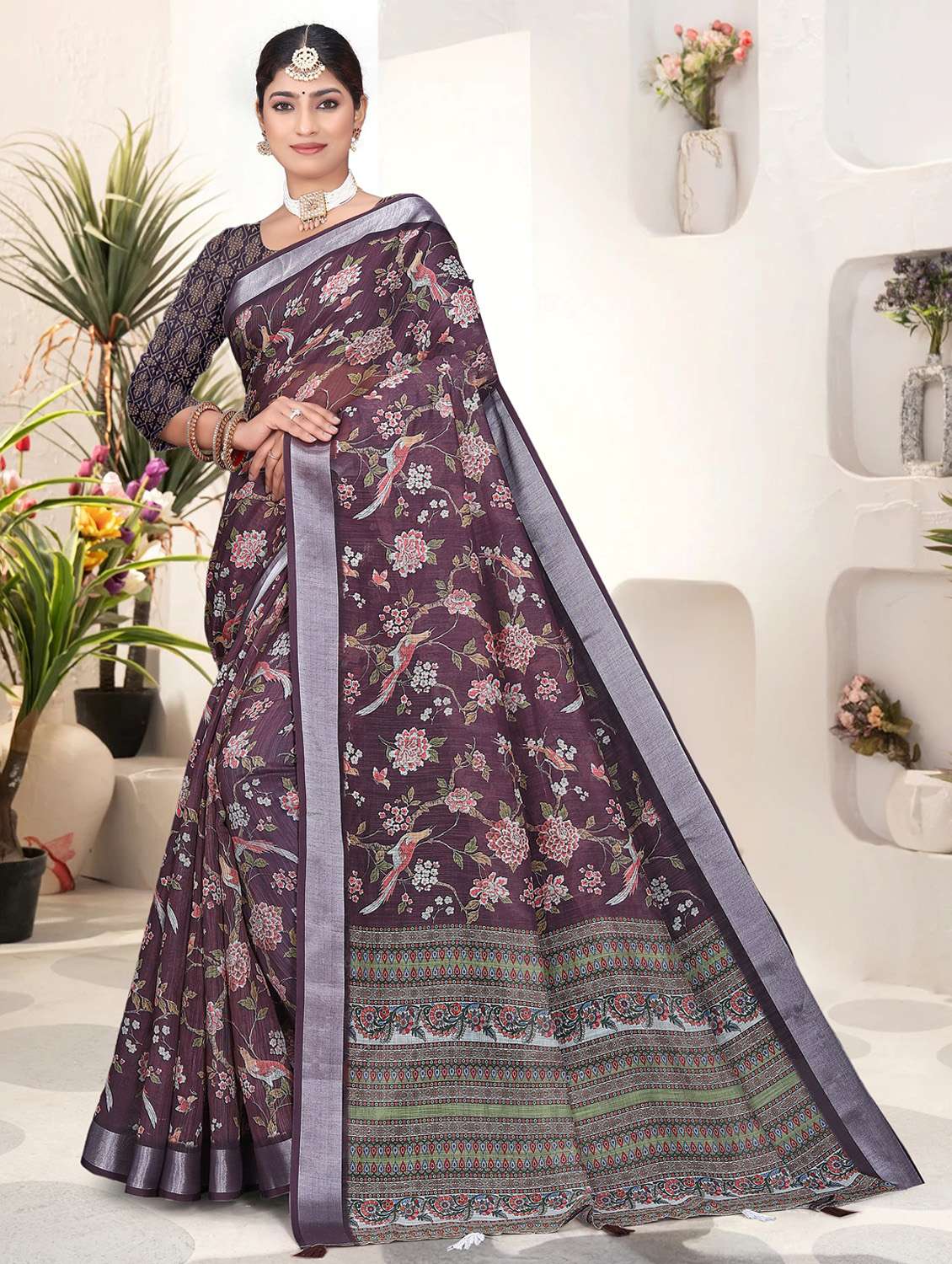 women printed casual wear saree with blouse - 21931213 - Standard Image - 1