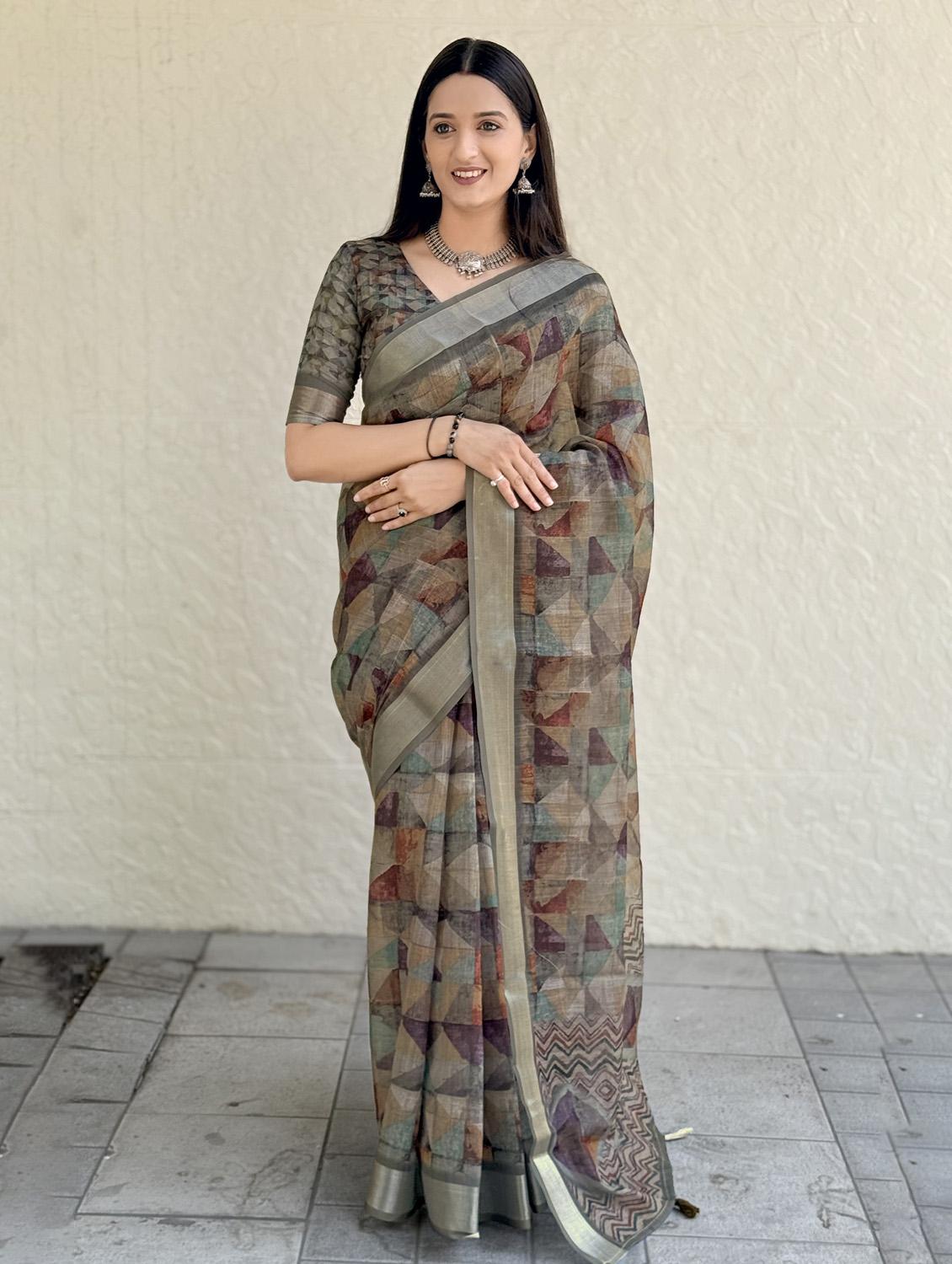 women printed casual wear saree with blouse - 21931219 -  Standard Image - 1