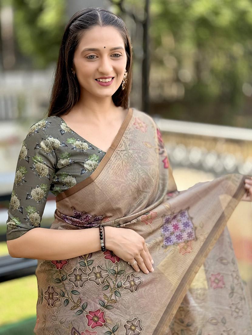 women printed casual wear saree with blouse - 21931234 - Standard Image - 4