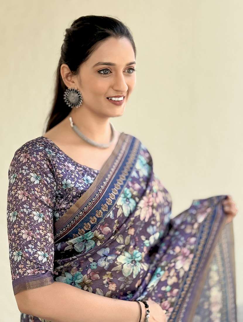 women printed casual wear saree with blouse - 21931237 -  Standard Image - 4