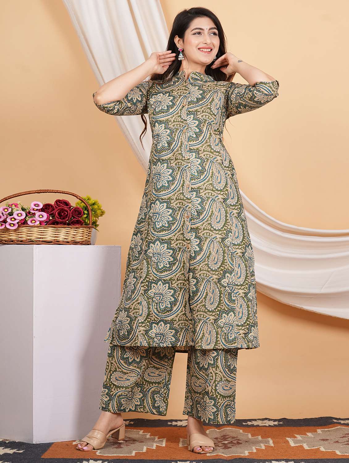 women three quarter sleeve kurta palazzo set