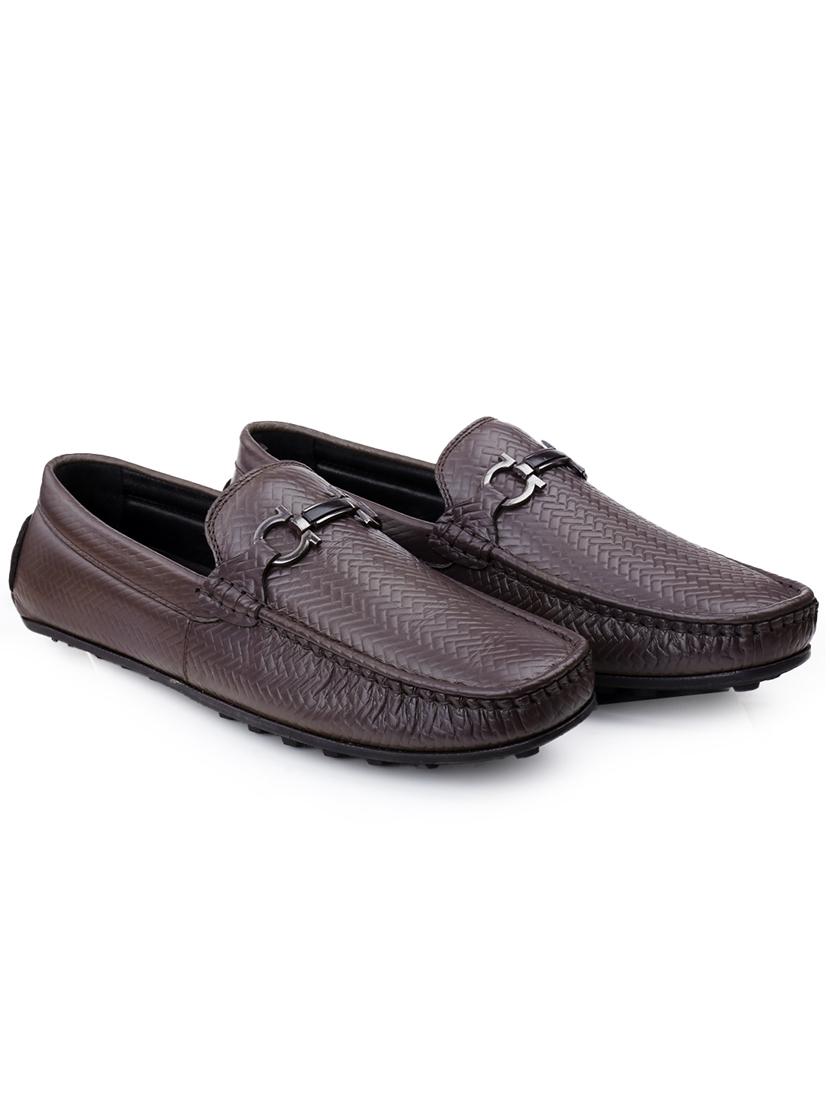 men slip on horsebit loafer - 21931704 -  Standard Image - 1