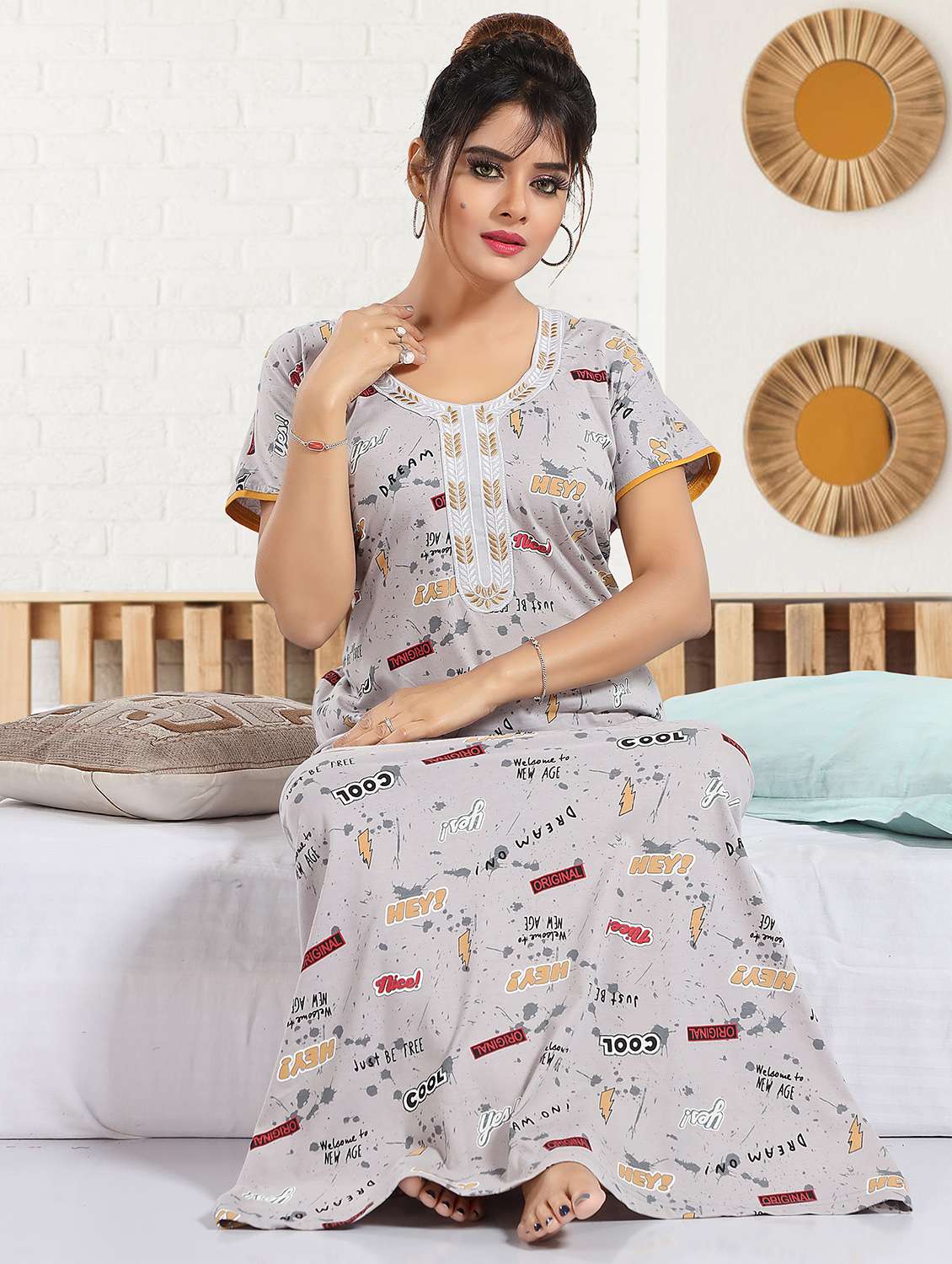 women printed short sleeves nighty - 21931966 -  Standard Image - 4