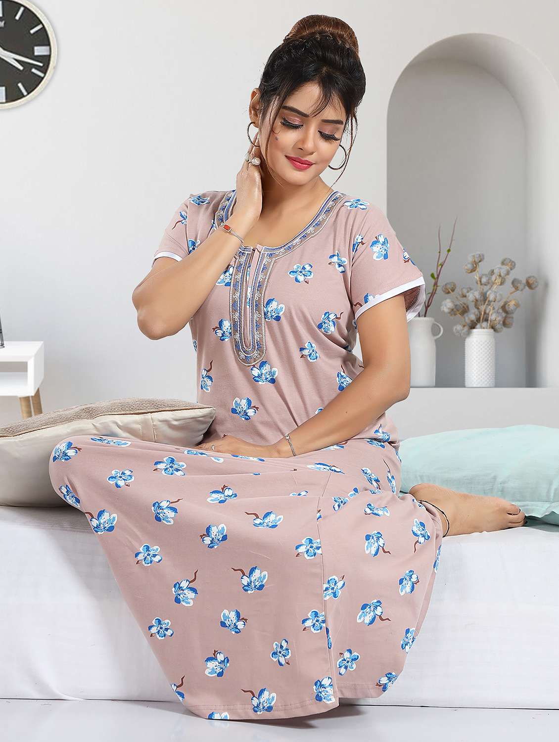 women floral printed short sleeves nighty - 21931970 -  Standard Image - 4