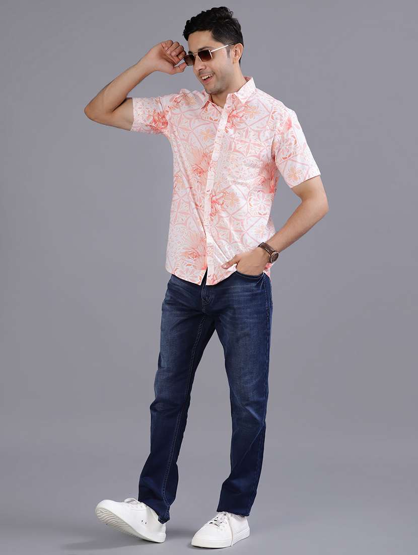 men printed collared short sleeve shirt - 21932322 -  Standard Image - 4