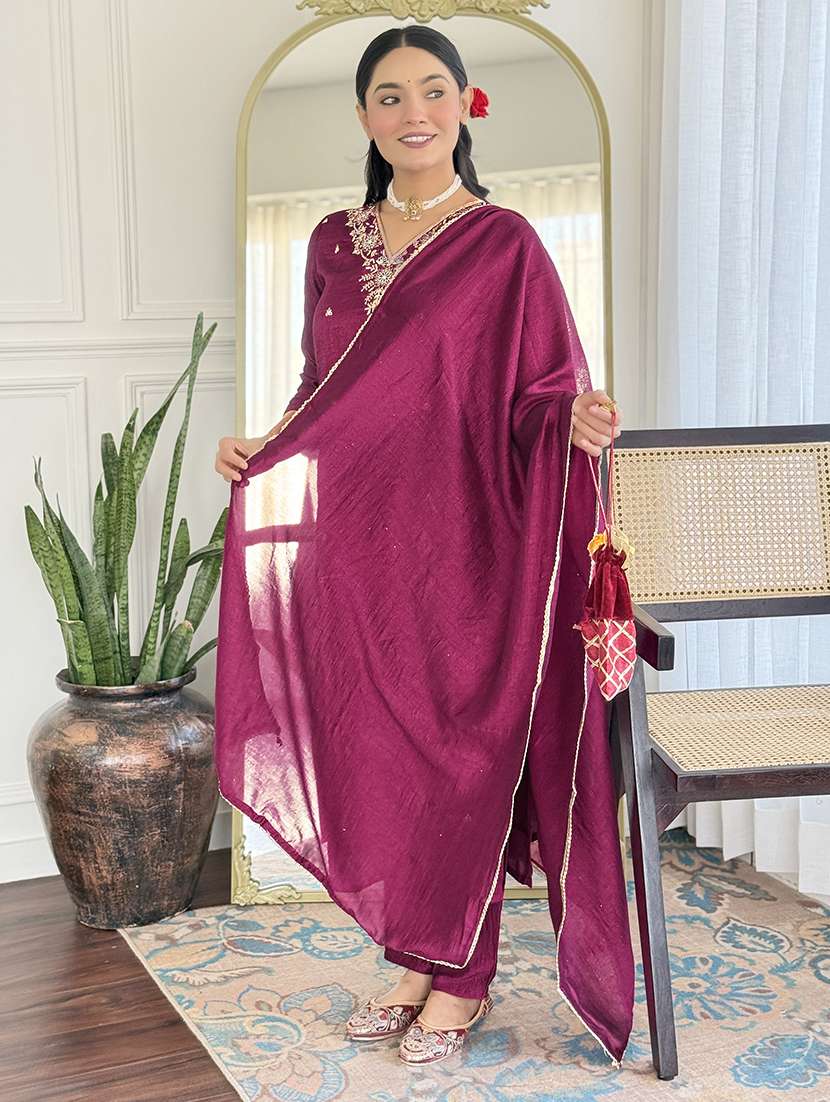 women three quarter sleeve kurta pant with dupatta set - 21932491 - Standard Image - 4